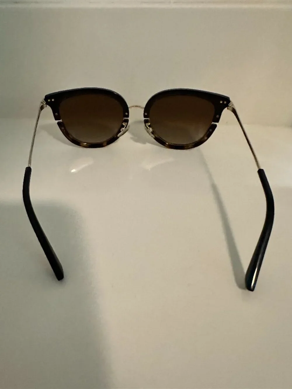 Tory Burch Cat-Eye Sunglasses Black Tortoise Brown Gradient Never Worn